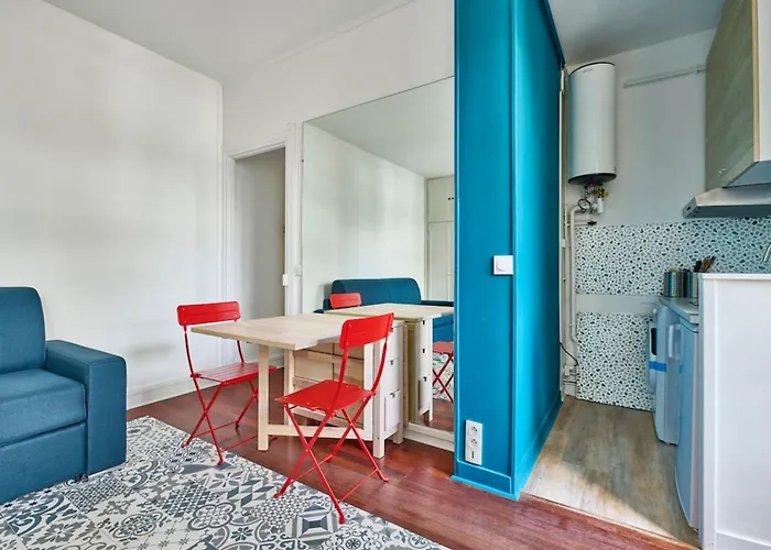 Convention M12 Quick Eiffel Tower Access * 파리