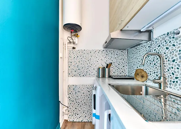 아파트 Convention M12 Quick Eiffel Tower Access 파리