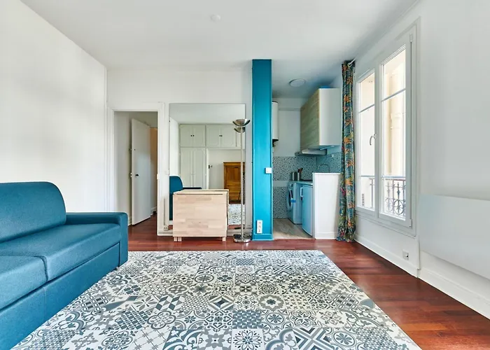 Convention M12 Quick Eiffel Tower Access * 파리